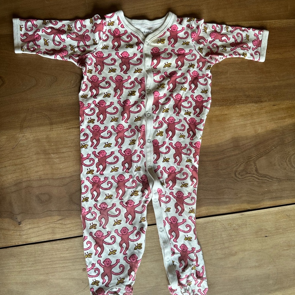 Roller Rabbit  6-9mo Pajamas - Picture 5 of 7